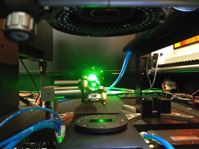 LEA PAPS desarrolla un sistema de soldadura láser que demuestra su funcionamiento en el sellado de un dispositivo microfluídico real